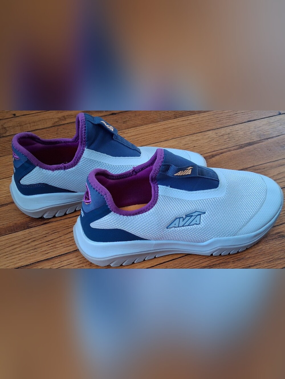 Avia Breeze - Women's Memory Foam Slip-on Lightweight Athletic Sneakers. Size 8